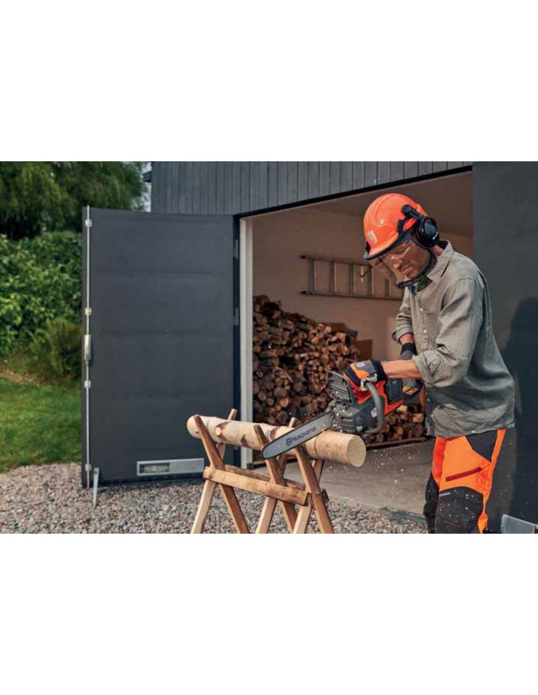 225i Akku Säge von Husqvarna - Husqvarna®