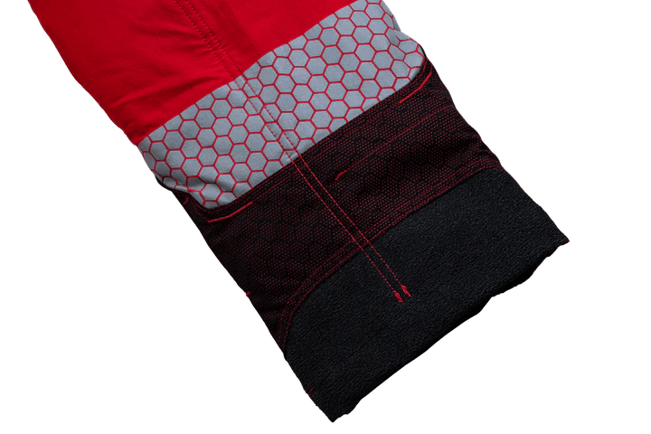 Deep Forest Schnittschutzhose in rot - Arbortec Forestwear