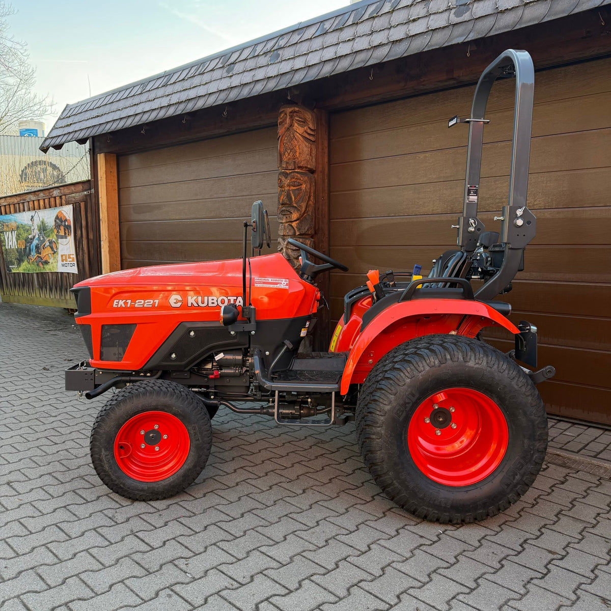 EK1-221 Einstiegstraktor kompakt und günstig Tageszulassung - Kubota
