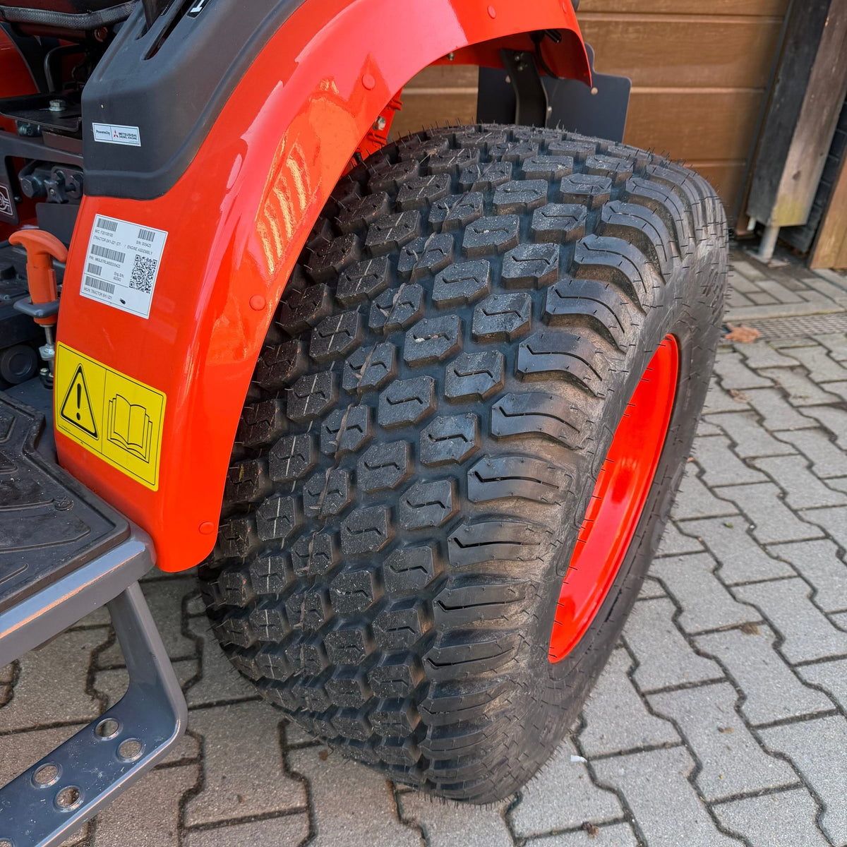 EK1-221 Einstiegstraktor kompakt und günstig Tageszulassung - Kubota