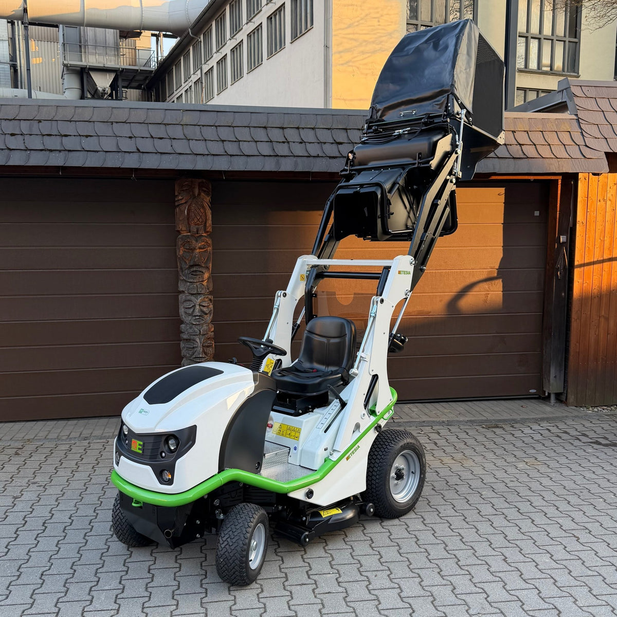 Etesia Profi-Rasentraktor Buffalo 100 BVHP - Etesia