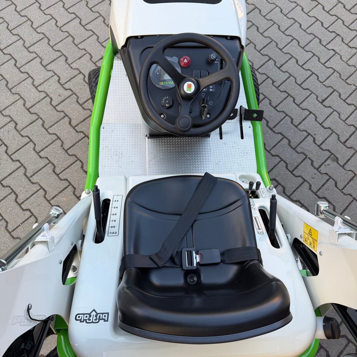 Etesia Rasentraktor Buffalo 124 HVHPX und HVHP - Etesia