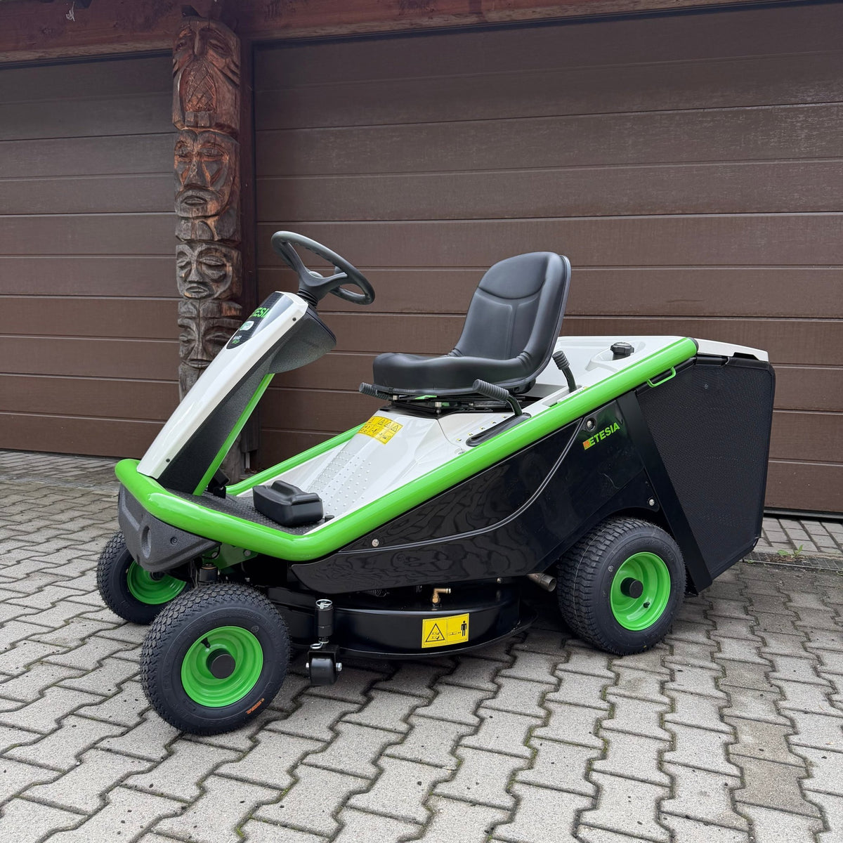 Etesia Rasentraktor MKHP3 Hydro 80 - Etesia