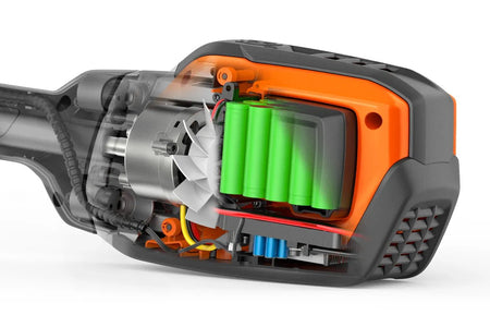 Husqvarna 535iFR Akku Freischneider für leichte Forstarbeiten - Husqvarna®