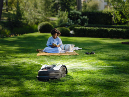 Husqvarna Automower 405VE Nera (2026) - Husqvarna®