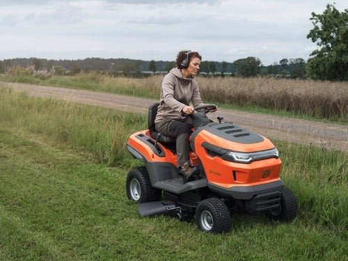 Husqvarna Rasentraktor TS 215T - Husqvarna®