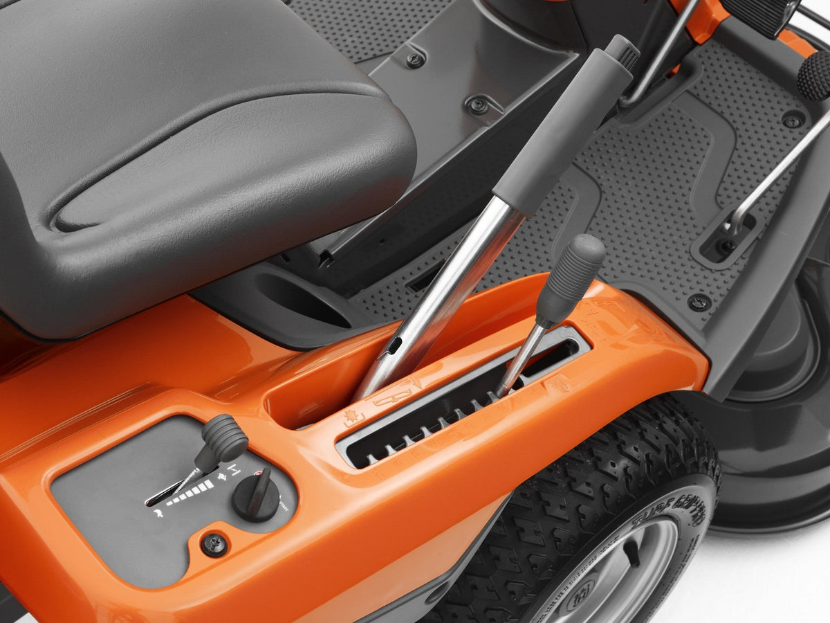 Husqvarna Rider R 214 C inkl. 3 Messer Mähwerk mit 94cm Schnittbreite - Husqvarna®