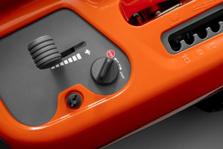 Husqvarna Rider R 214 T AWD Limited Edition - Husqvarna®