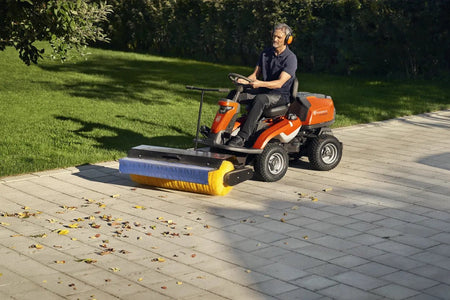Husqvarna Rider R 316TX AWD mit 94cm Mähwerk - Husqvarna®