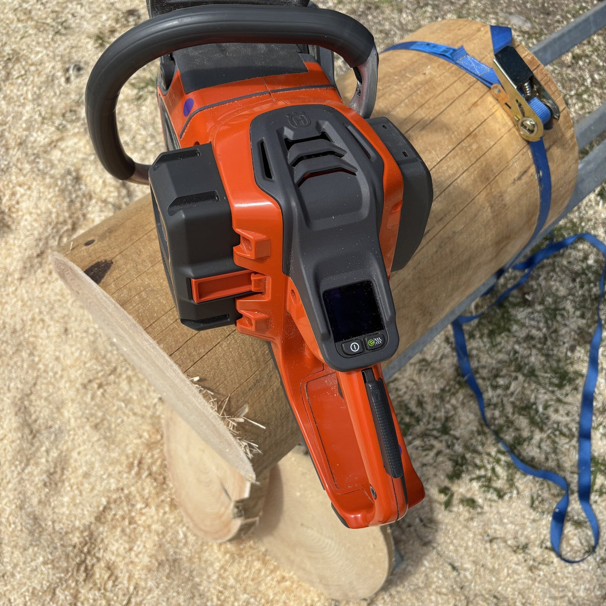 Komplett-Paket: Husqvarna 550iXP G Profi Akku-Kettensäge - Husqvarna®