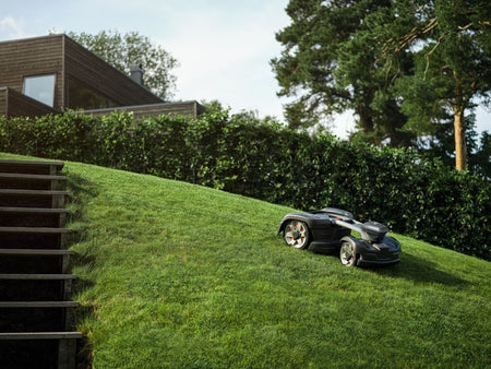 Neuer Allrad Mähroboter