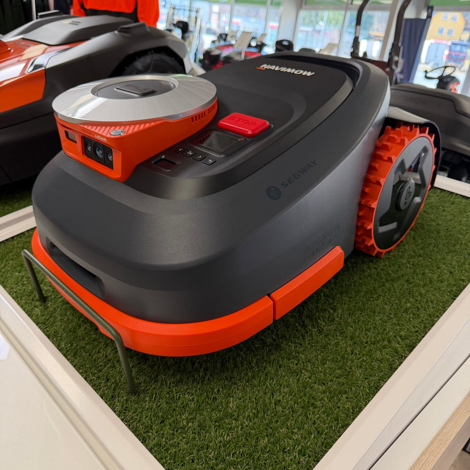 Segway Navimow H215E für Rasenflächen bis 1500m² - Segway