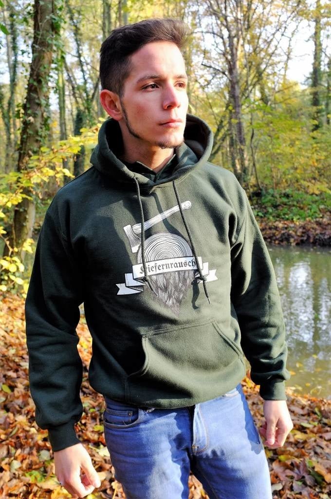 Sweatshirt in forest green - Kiefernrausch